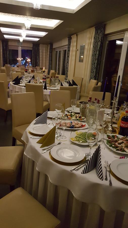 Pensjonat Nad Jeziorem Hotel Myślibórz Kültér fotó